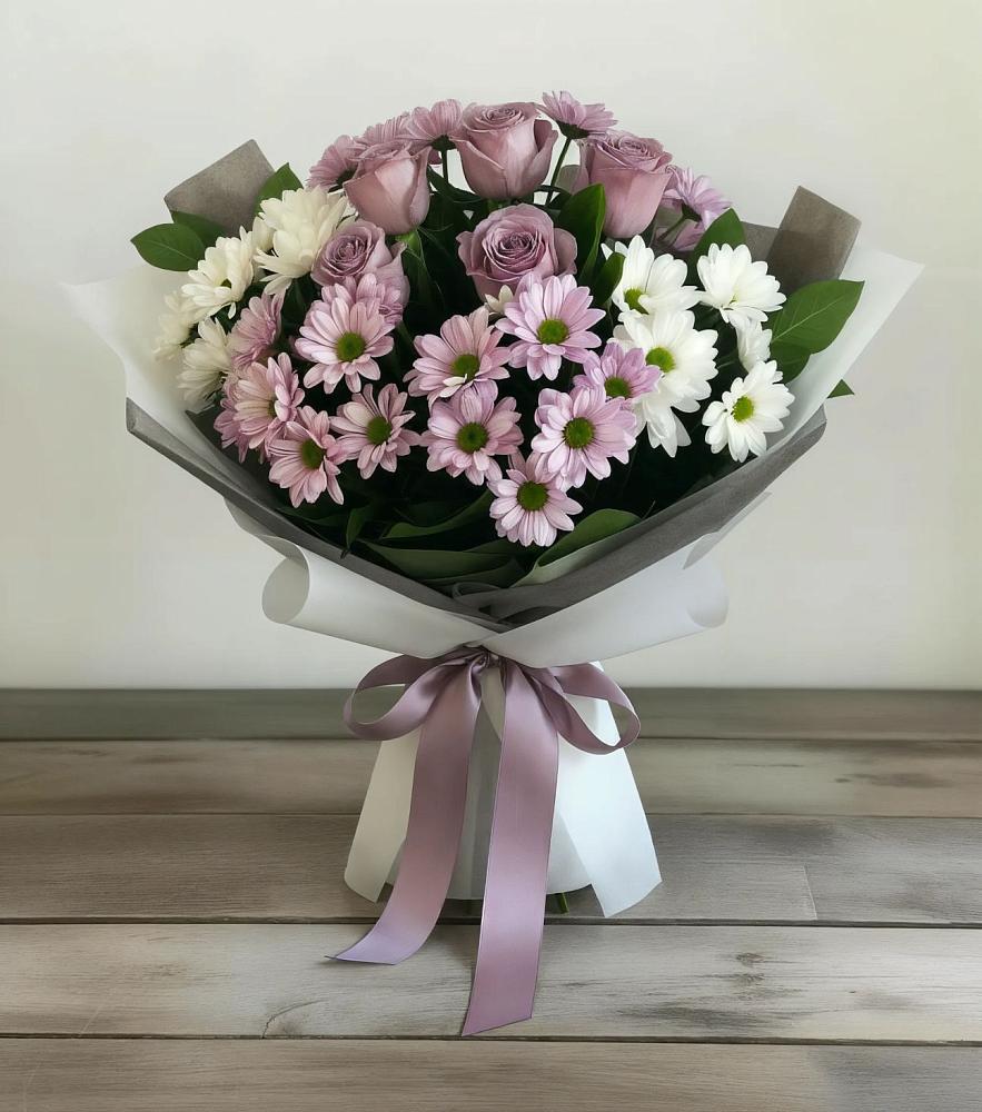 Букет цветов из: Хризантемы и Розы в Бее