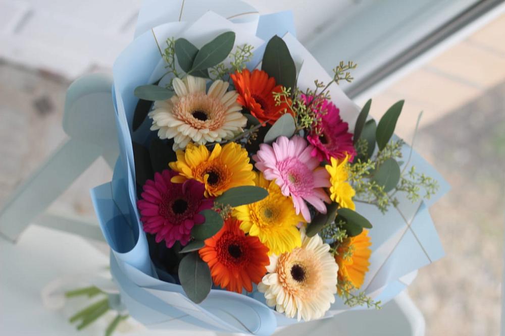 Букет цветов из: Герберы в Бее