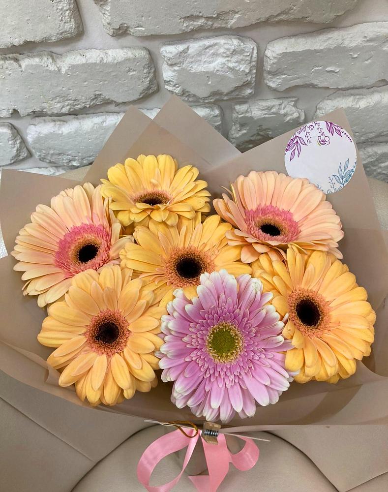 Букет цветов из: Герберы в Бее