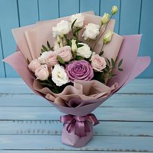 Букет цветов из:  Розы и Лизиантусы #REPLACE_PRED# Бее
