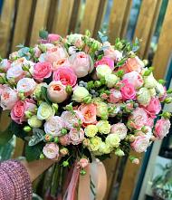 Букет цветов из:  Розы #REPLACE_PRED# Бее