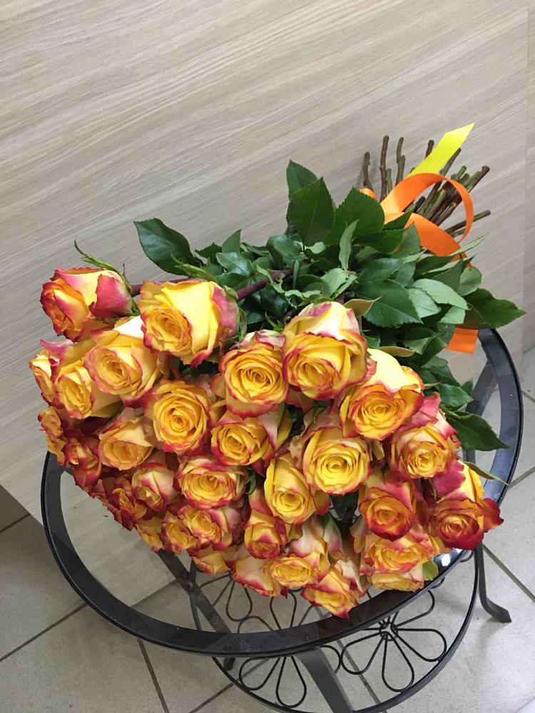 Букет Желтые розы в Бее