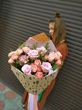 Букет цветов из:  Розы #REPLACE_PRED# Бее
