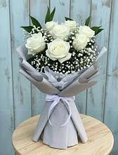 Букет цветов из:  Розы в Бее