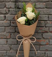 Букет цветов из:  Розы в Бее