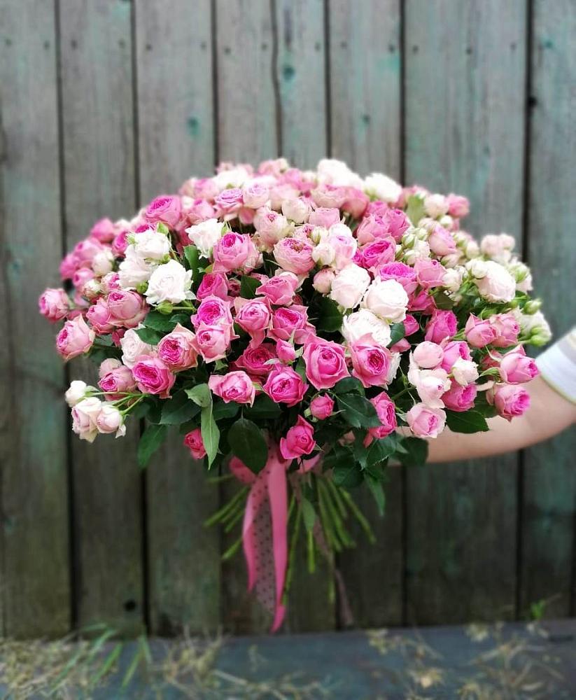 Букет Розовые кустовые розы Натали и Лав Лидия в Бее