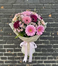 Букет цветов из:  Герберы и Хризантемы в Бее