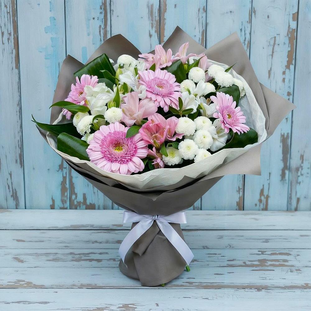 Букет цветов из: Герберы, Альстромерии и Хризантемы в Бее