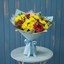 Букет цветов из:  Альстромерии и Хризантемы #REPLACE_PRED# Бее