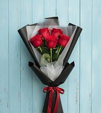 Букет цветов из:  Розы в Бее