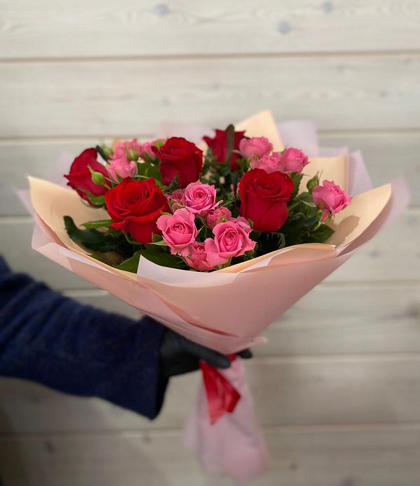 Букет цветов из: Розы в Бее