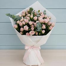 Букет цветов из:  Розы в Бее