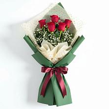 Букет цветов из:  Розы в Бее