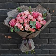 Букет цветов из:  Розы в Бее